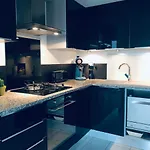 Apartment Sous Le Soleil Vue Mer, Parking Inclus , Clim ,wifi *