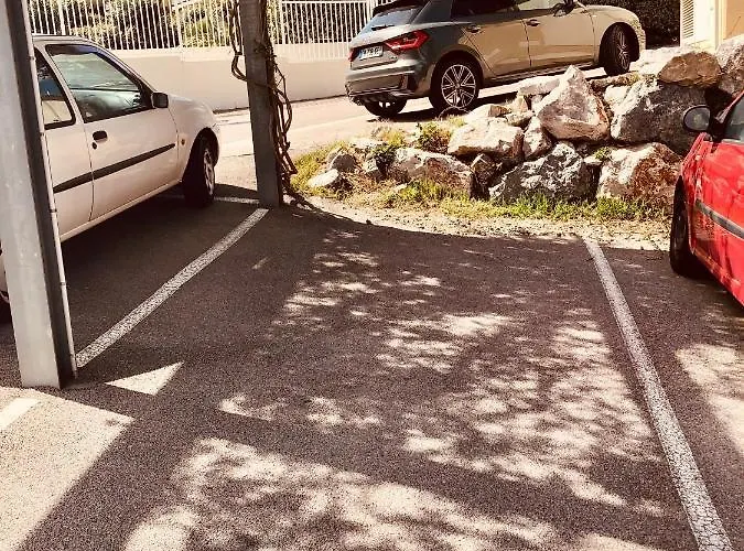 Sous Le Soleil Vue Mer, Parking Inclus , Clim ,wifi Appartement *
