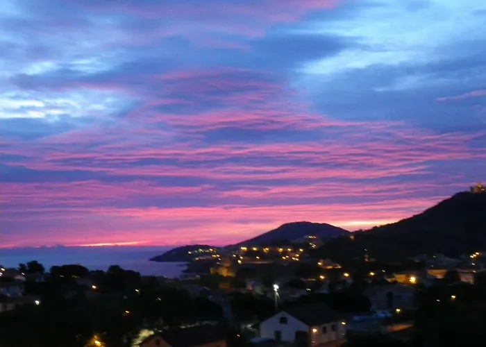 Sous Le Soleil Vue Mer, Parking Inclus , Clim ,wifi Collioure